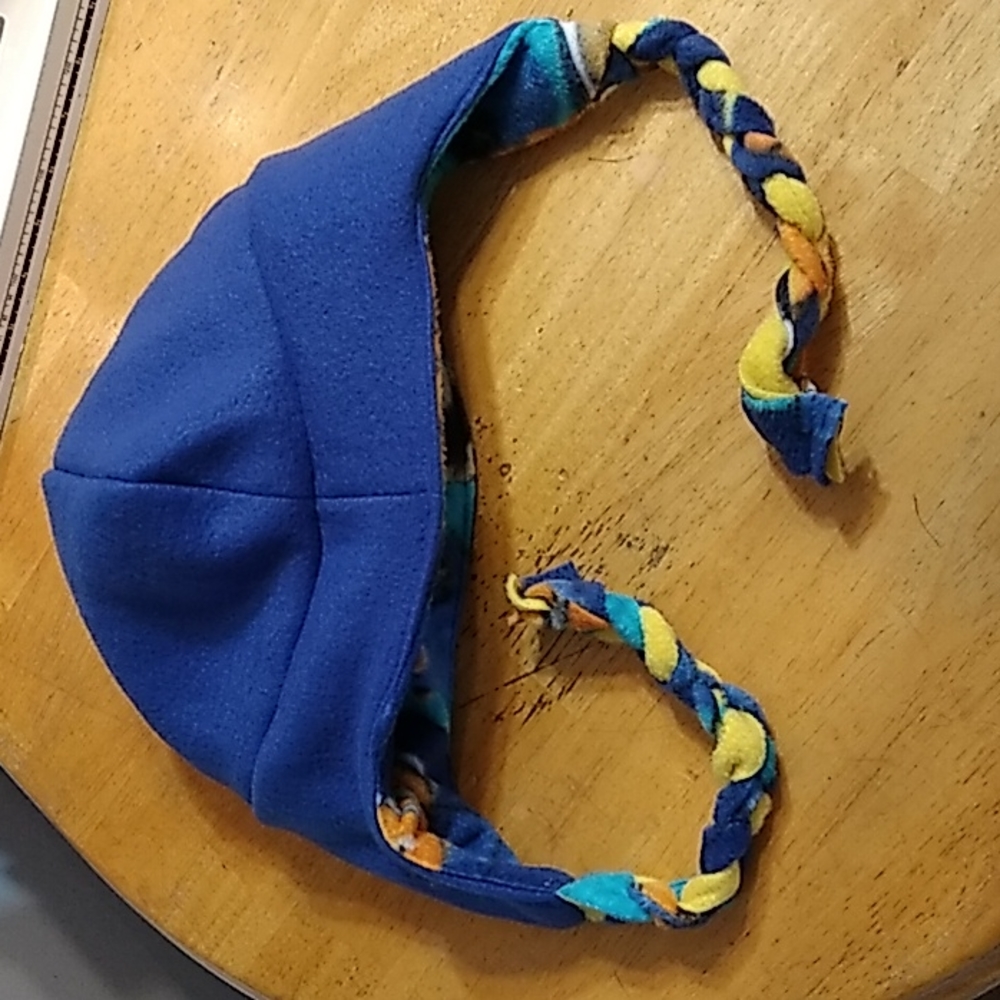 Reversible Fleece hat - Picture 2 of 2